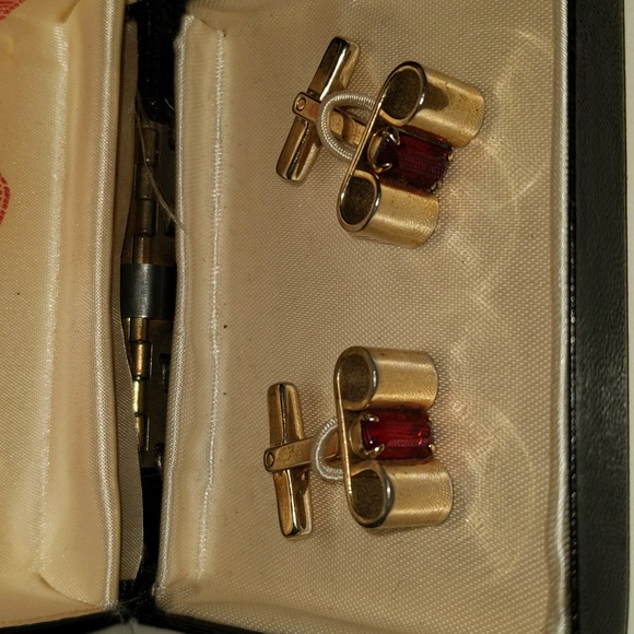 Hickok Signed 1940s Mid Century Ruby Gold Tone Men's Cuff Links Jewelry - Picture 2 of 10